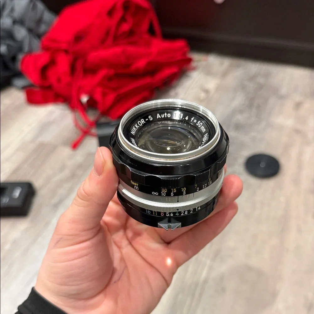 Nikkor-S auto 50mm f/1.4 Vintage Camera Lens - Black